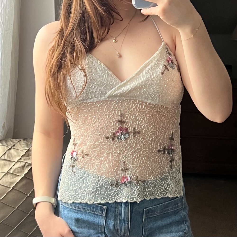 Vintage White Floral Beaded Halter Tie Open Back Top - Picture 4 of 9